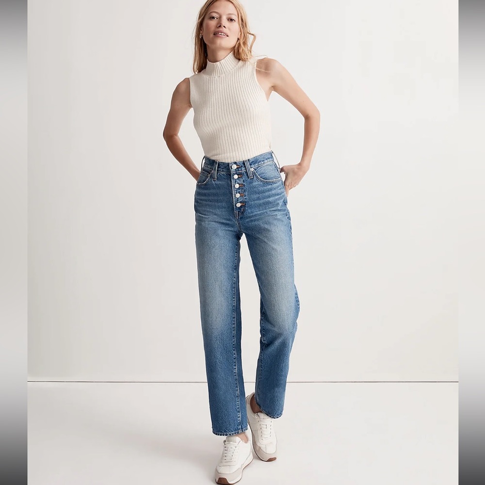 Madewell Perfect Vintage Straight Jean in Becker Wash: Button-Front Edition